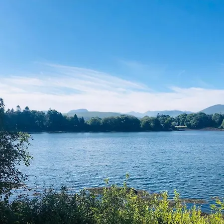 3 Bedroom Sleeping 5 And Only 15 Minute's Walk From Hébergement de vacances Kenmare