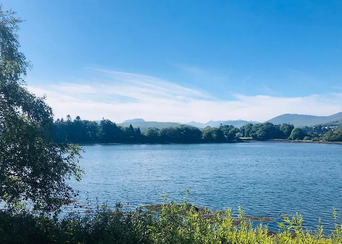 Stylish 3 Bedroom Townhouse Within A 15 Minute Stroll Of Feriehus Kenmare