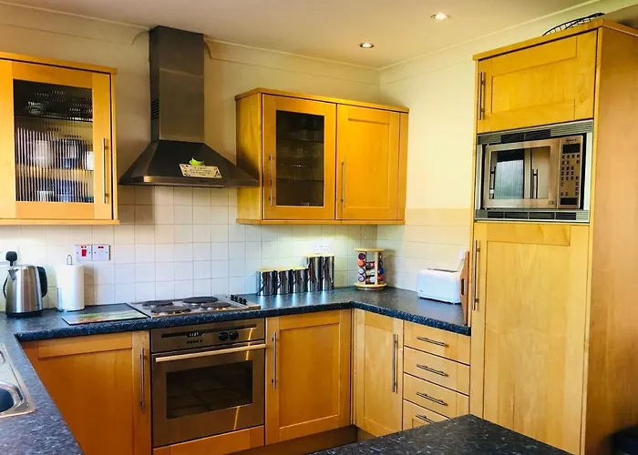 Feriehus Stylish 3 Bedroom Townhouse Within A 15 Minute Stroll Of Kenmare